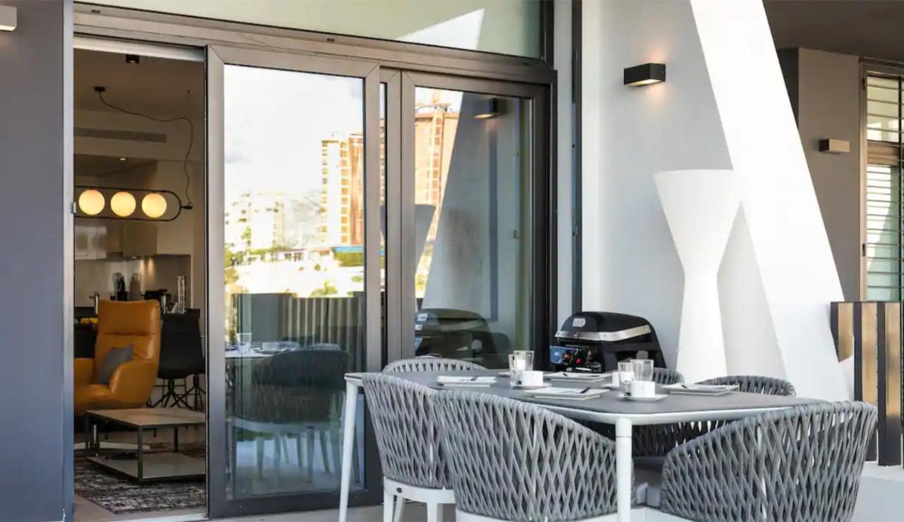Luxury Apartment With Private Hot Tub By Poniente Beach Benidorm Dış mekan fotoğraf