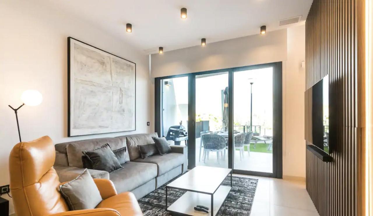 Luxury Apartment With Private Hot Tub By Poniente Beach Benidorm Dış mekan fotoğraf